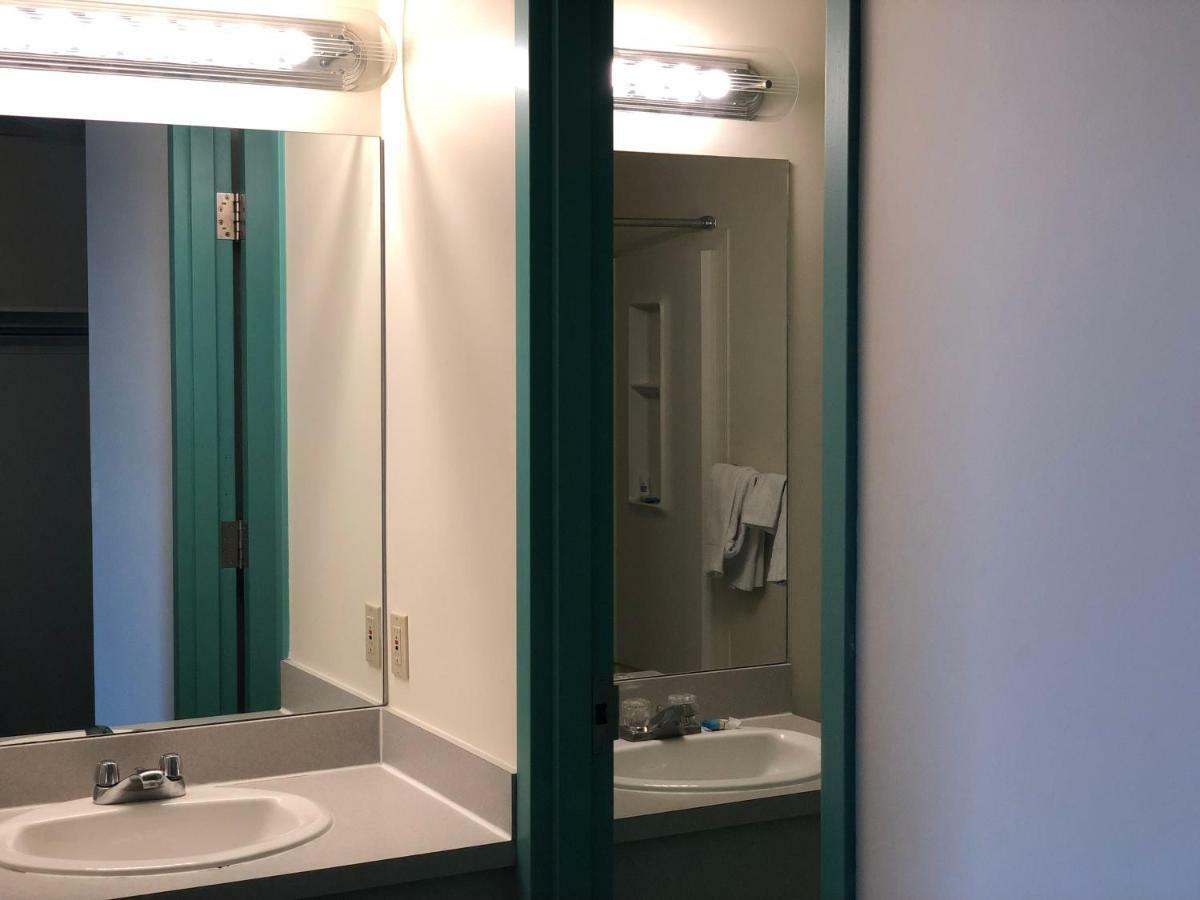 Westwind Motor Inn Drayton Valley Eksteriør bilde